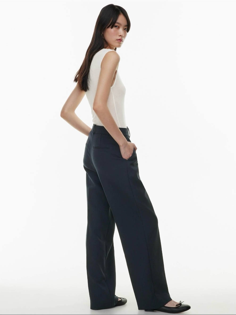 Aritzia The Effortless Pant Black Wide Leg High Rise Crepette Trouser Women’s